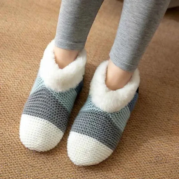 Modèle de chausson montants pour femme