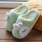 Chaussons pour enfant en forme de lapin