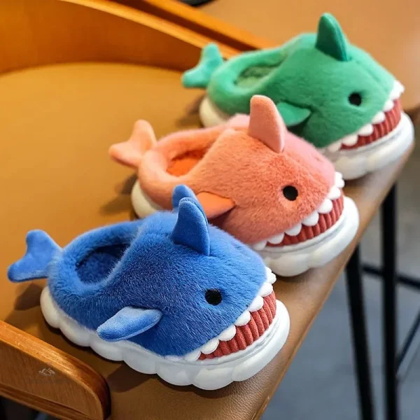 Chausson requin pour garçon, style amusant
