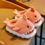 Chausson enfant en forme de requin, doux et chaud