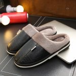 Chausson moderne pour homme, parfait pour la maison