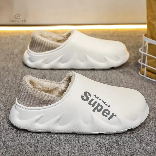 Chaussons pour Intérieur et Extérieur, Style Épuré