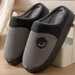 Chaussons antidérapants pour un usage intérieur