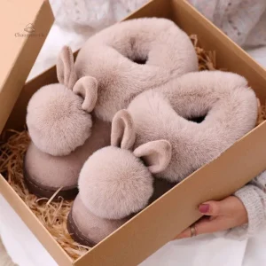 Chaussons originaux avec design lapin pour femme