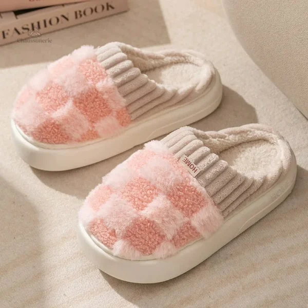 Mule d'hiver à carreaux pour un look chic