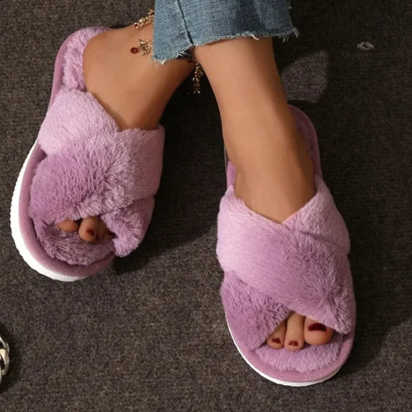 Mule féminine chaleureuse pour l'hiver