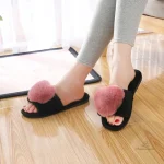Chausson d'hiver pour femme en version ouverte