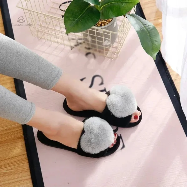 Mule avec cœur pour un style charmant