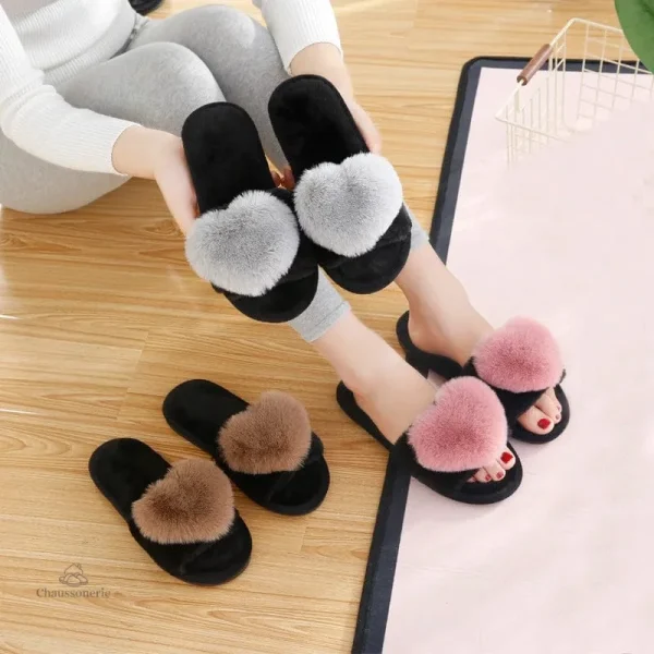 Chausson d'intérieur femme avec design cœur