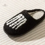 Chausson confortable avec design squelettique