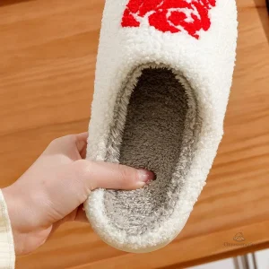 Confort douillet, chausson blanc pour femme
