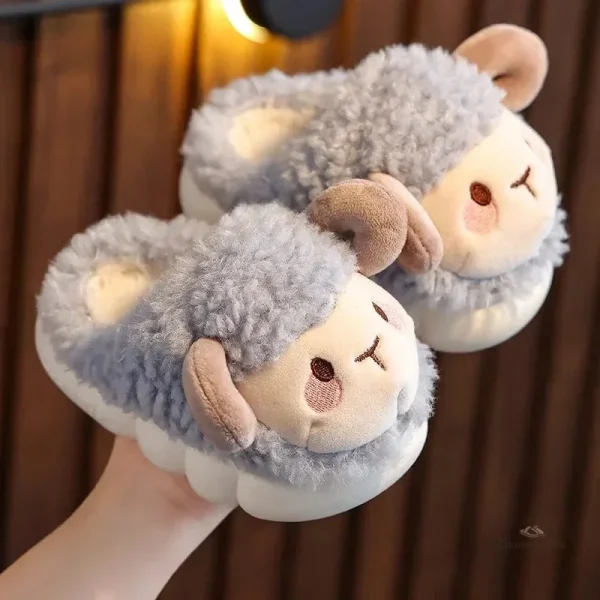 Chausson en peluche pour garçons