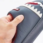 Chaussons rigolos requin pour homme