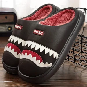 Chaussons Homme en forme de requin
