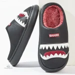 Chausson décoratif requin pour adulte