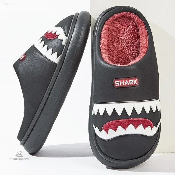 Chausson décoratif requin pour adulte
