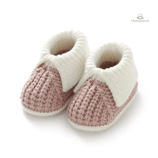 Chaussons bébé au crochet tendance