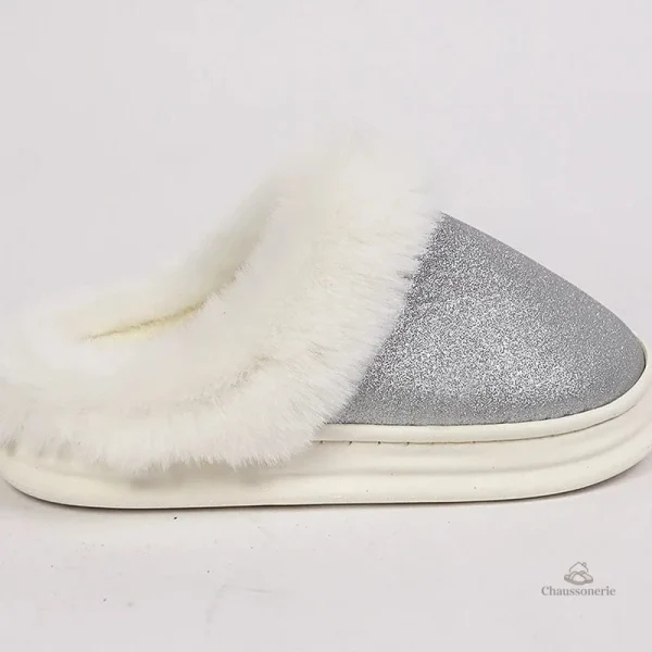 Chaussons fourrés tendance femme