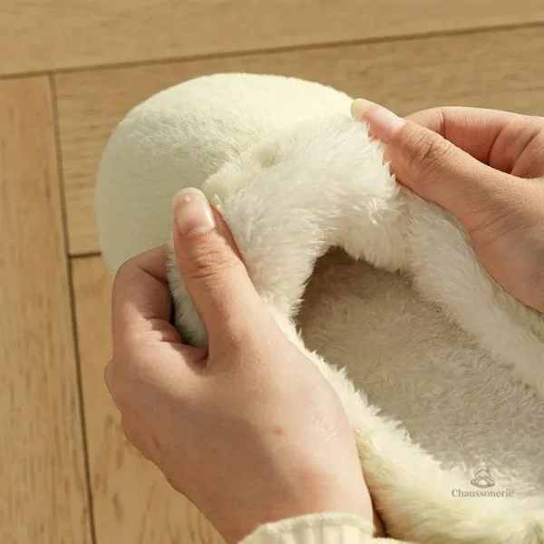 Chaussons fourrés confortables pour un hiver chaleureux
