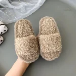 Mule fillette colorée pour le confort quotidien