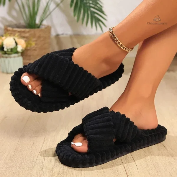 Chaussons ouverts pour femme, parfaits pour l'hiver